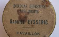 Boîte en carton du fabricant de berlingots Gabriel Eysseric à Cavaillon.	XXe siècle